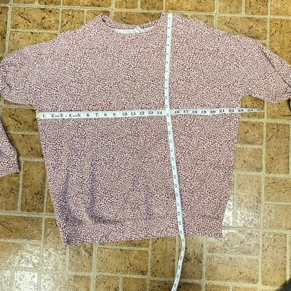 Athleta Pull Over Leopard Print Crew Neck Top - Picture 10 of 10